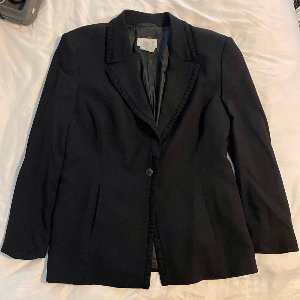 Vintage Louis Féraud Black Wool Blend Blazer Ruffle Trim German Designer Size 46 - Picture 2 of 4